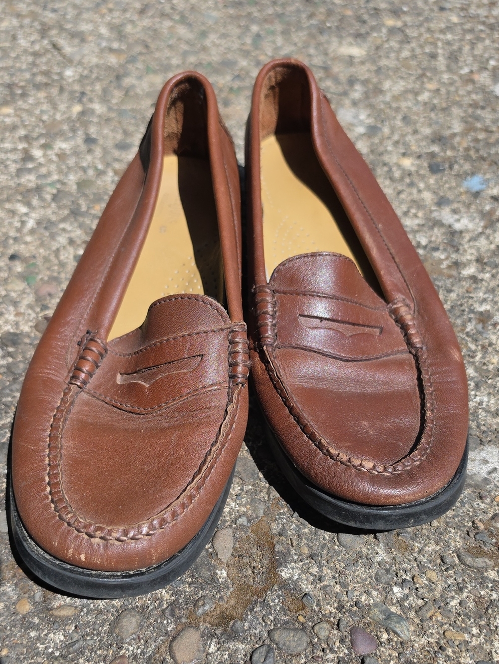 Bass Men's Brown Leather Penny Loafers